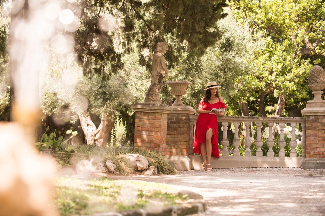 Mercure Villa Romanazzi Carducci Bari Exterior foto