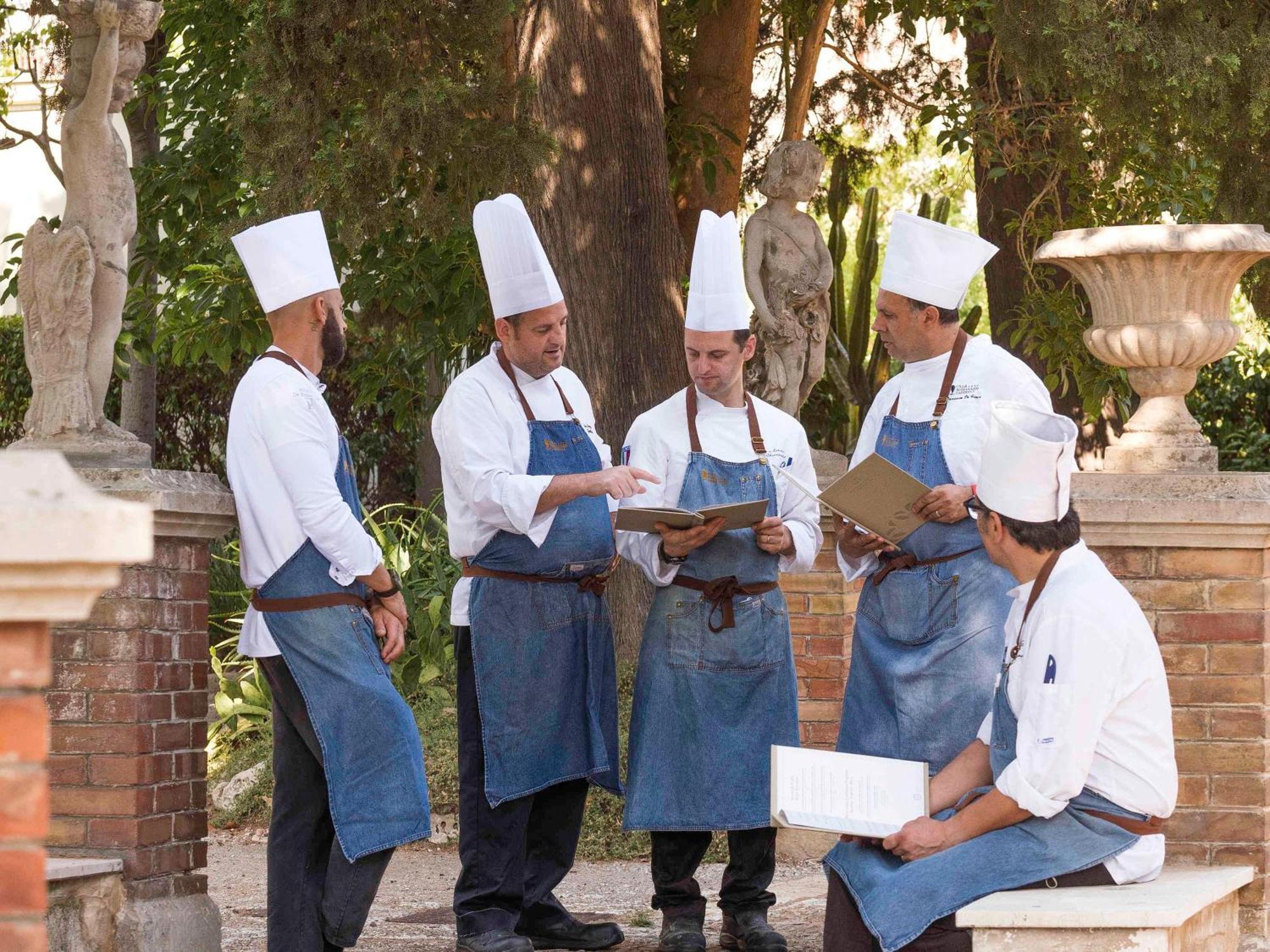 Mercure Villa Romanazzi Carducci Bari Exterior foto